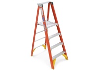 4' PLATFORM LADDER